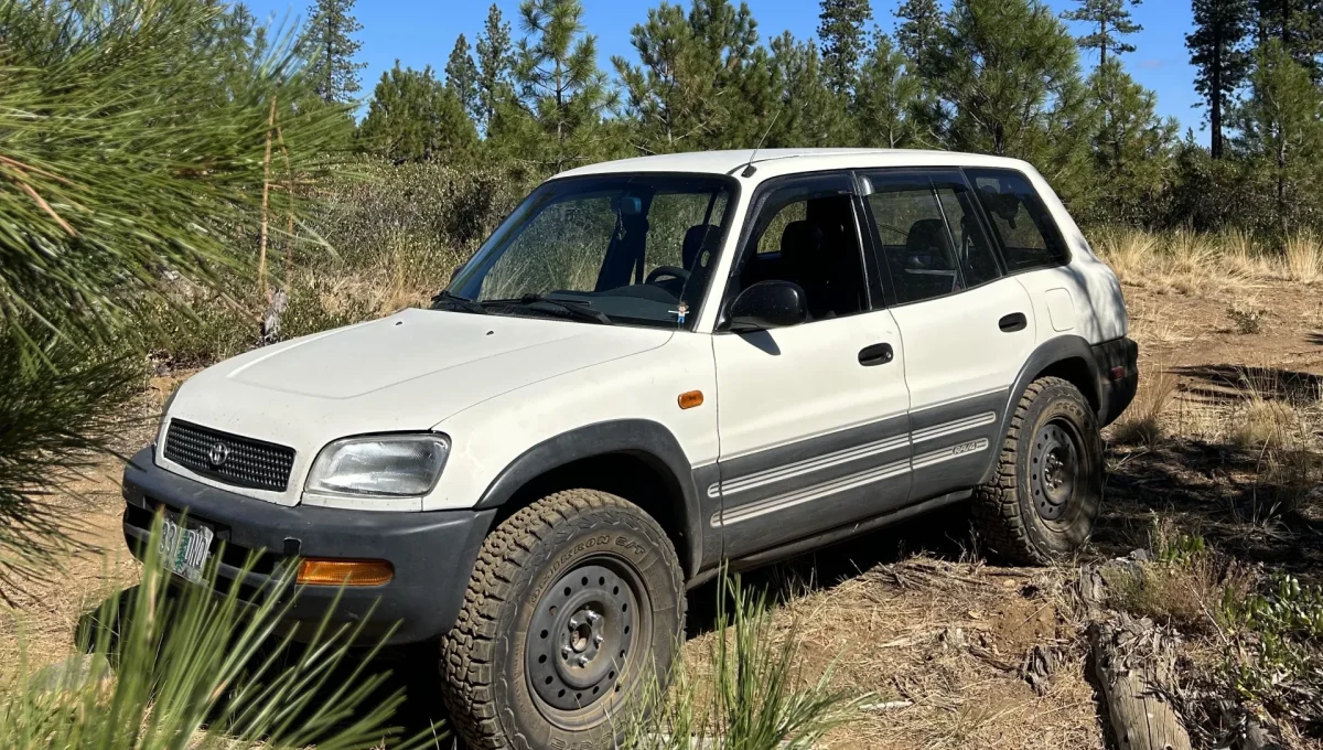 Top car rental in Uganda, if you are looking for an affordable and dependable way to travel, cheap car rental in Uganda with professional Uganda car rentals is the ideal solution. Toyota Rav4 With well-maintained vehicles, transparent pricing, and flexible rental options, you can explore Uganda comfortably while staying within your budget.