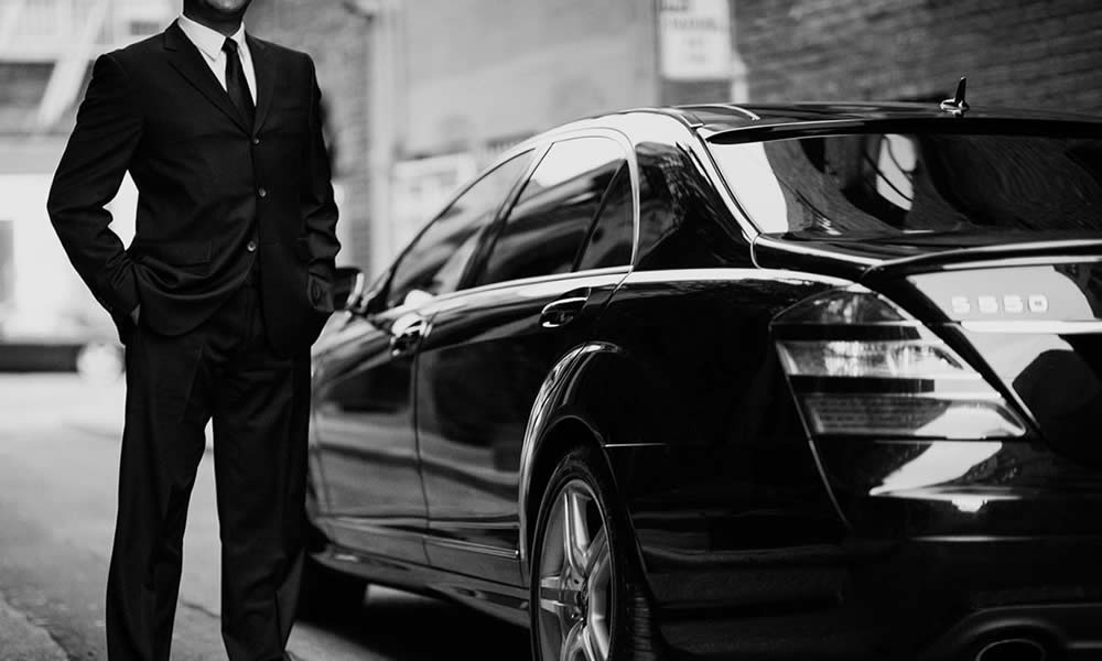 Rent a driver in Uganda with a comfortable car for safaris, business trips, and city travel. Professional driver-guides and flexible hire options.